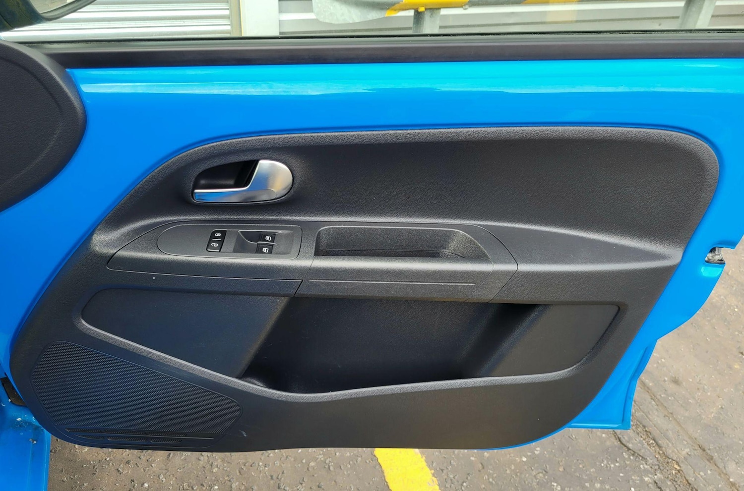 Used Volkswagen up! 2015 for sale - 76831815: Photo 8