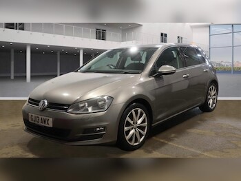 Used Volkswagen Golf 2013 for sale - 77753792: Photo