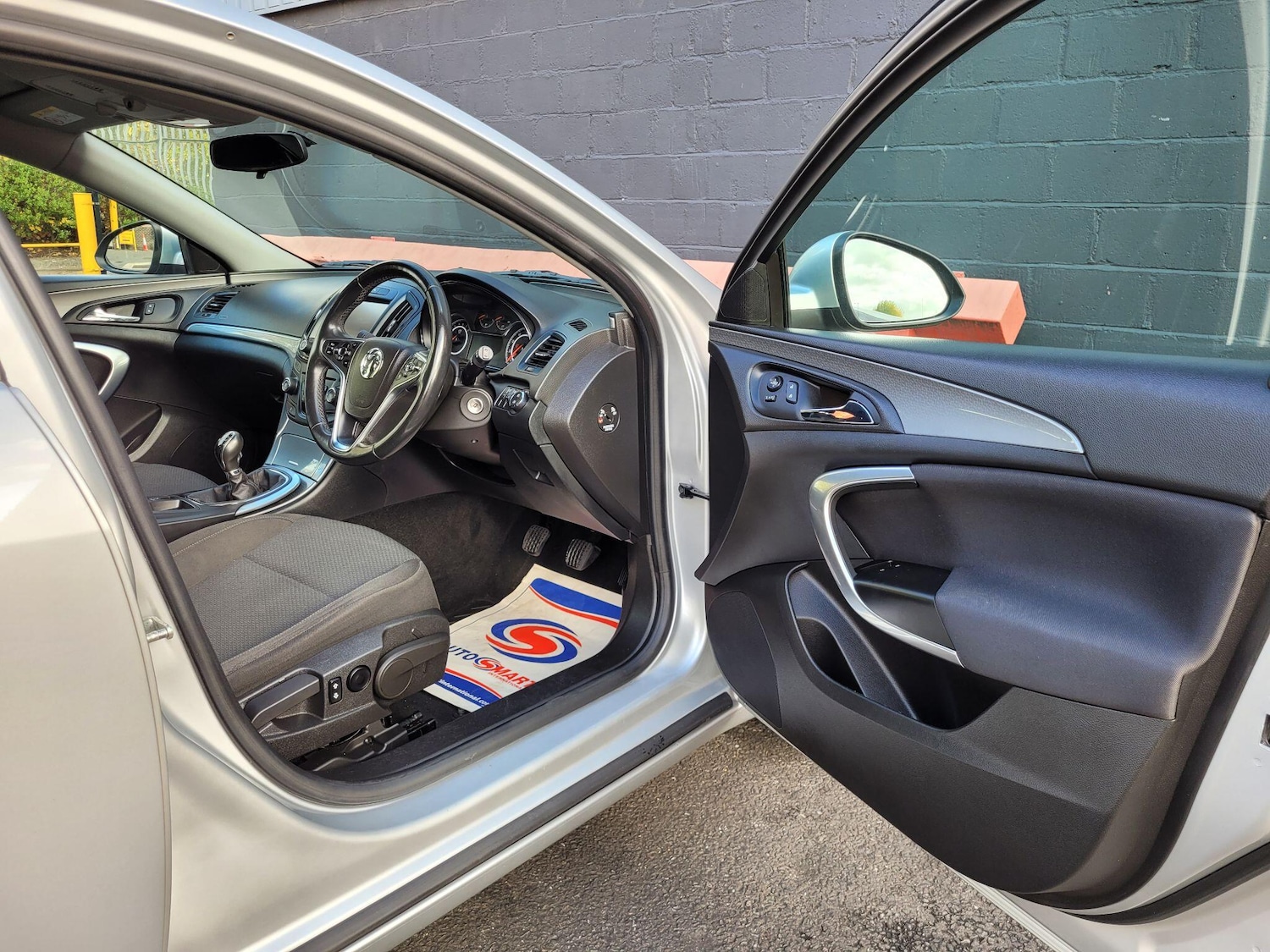 Used Vauxhall Insignia 2017 for sale - 76408676: Photo 11