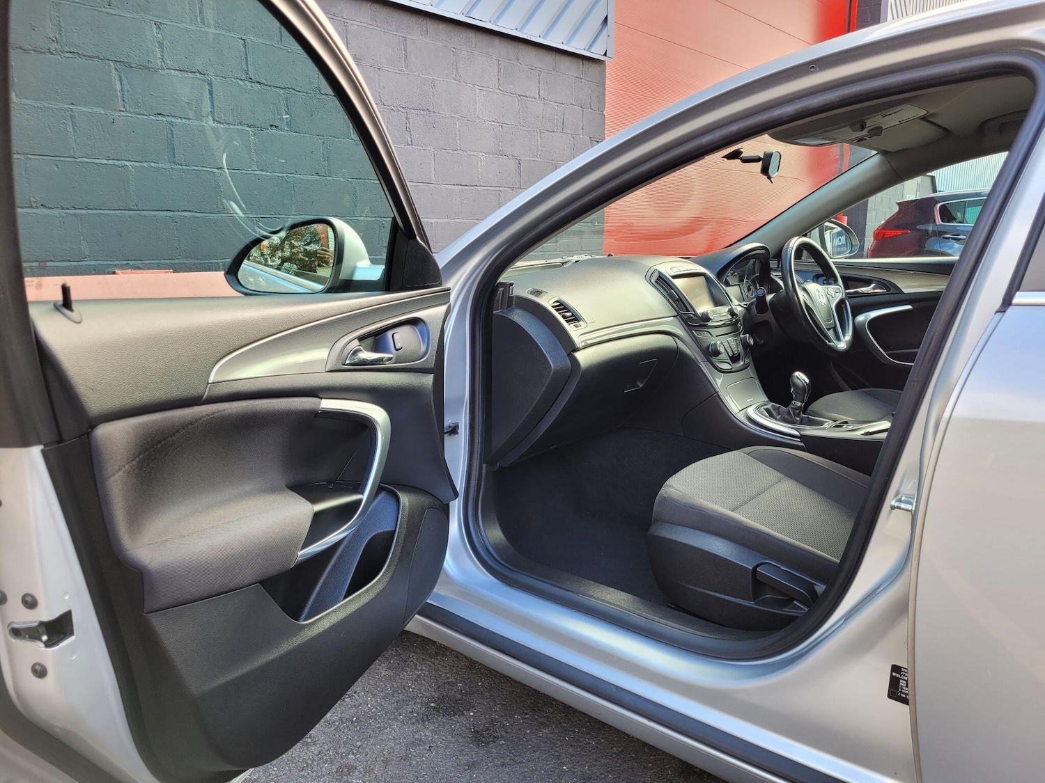 Used Vauxhall Insignia 2017 for sale - 76408676: Photo 25