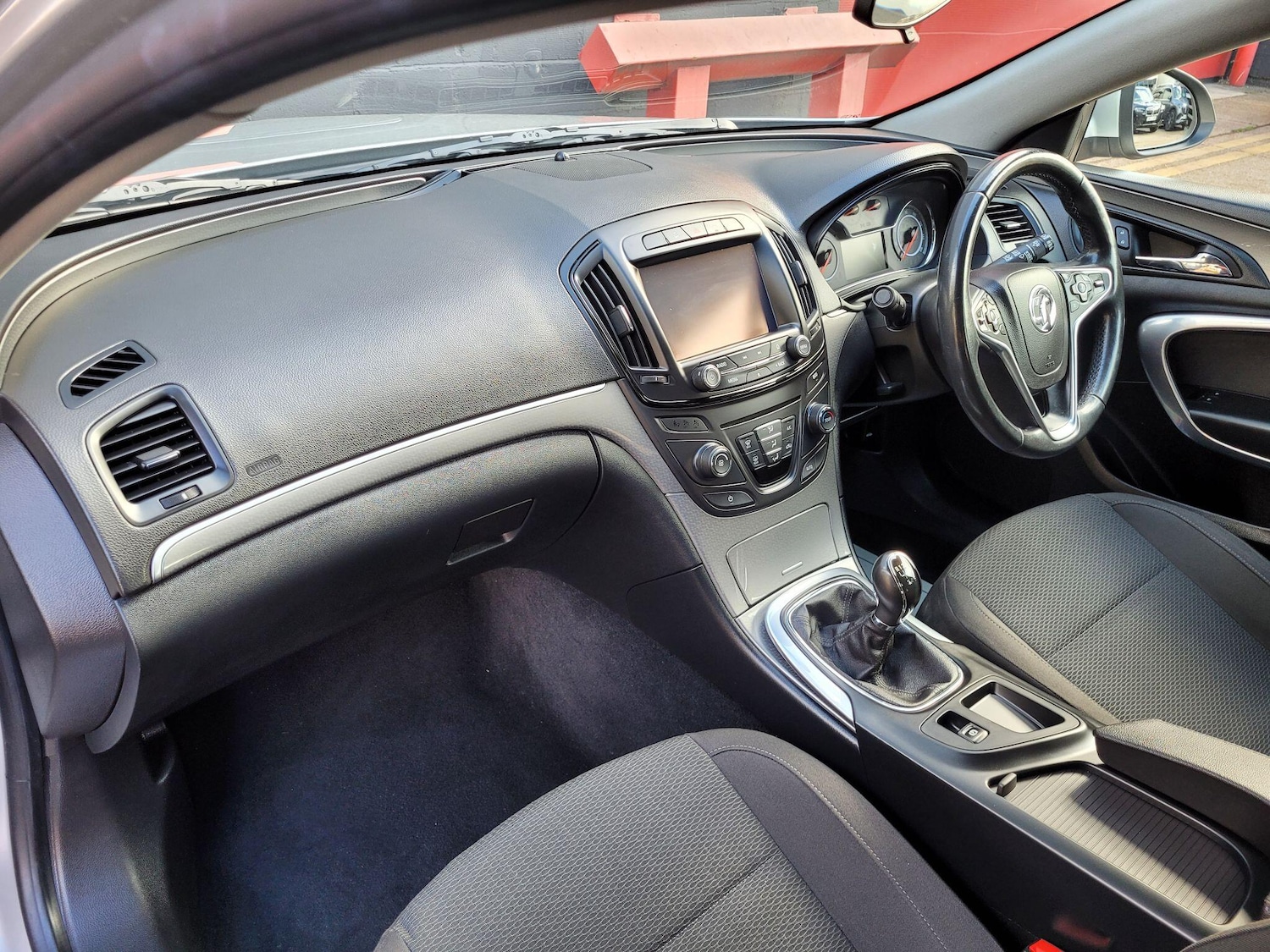 Used Vauxhall Insignia 2017 for sale - 76408676: Photo 27