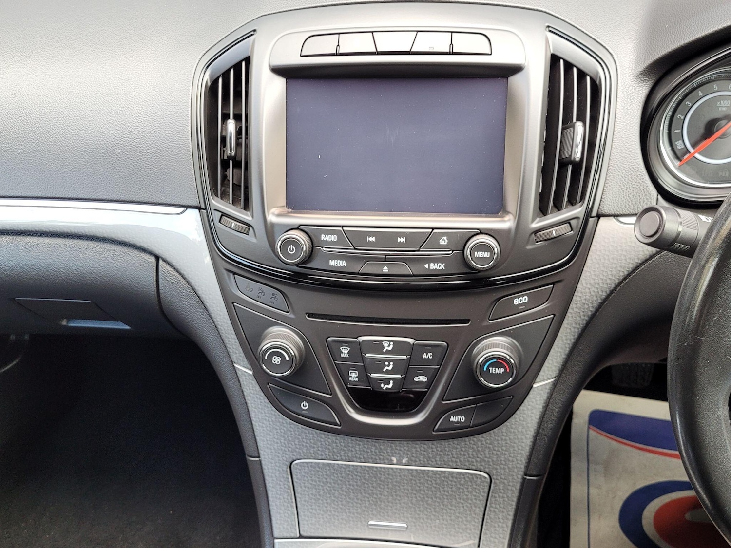 Used Vauxhall Insignia 2017 for sale - 76408676: Photo 50