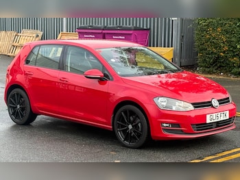 Used Volkswagen Golf 2015 for sale - 76457524: Photo