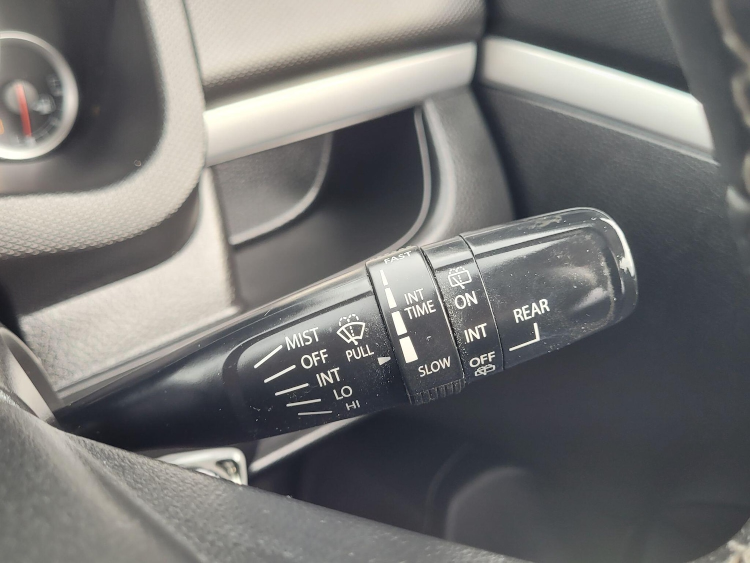 Used Suzuki Swift 2016 for sale - 76831832: Photo 23