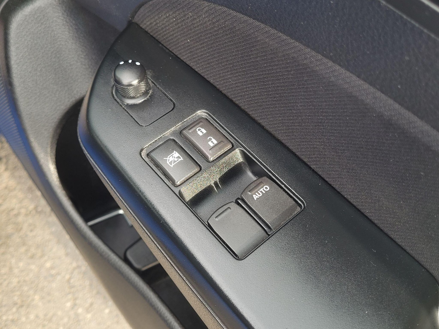 Used Suzuki Swift 2016 for sale - 76831832: Photo 46