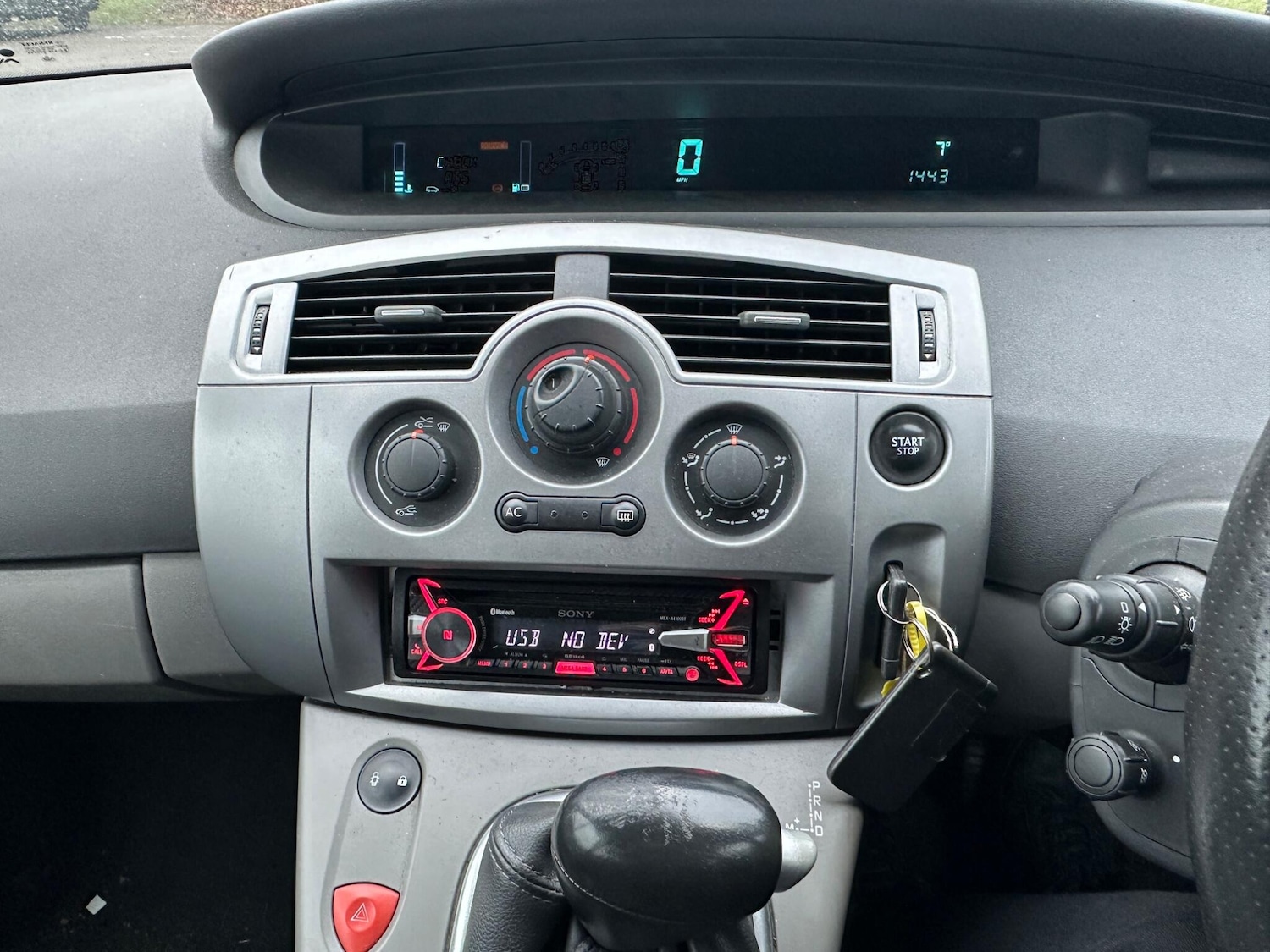 Used Renault Grand Scenic 2008 for sale - 77291420: Photo 10