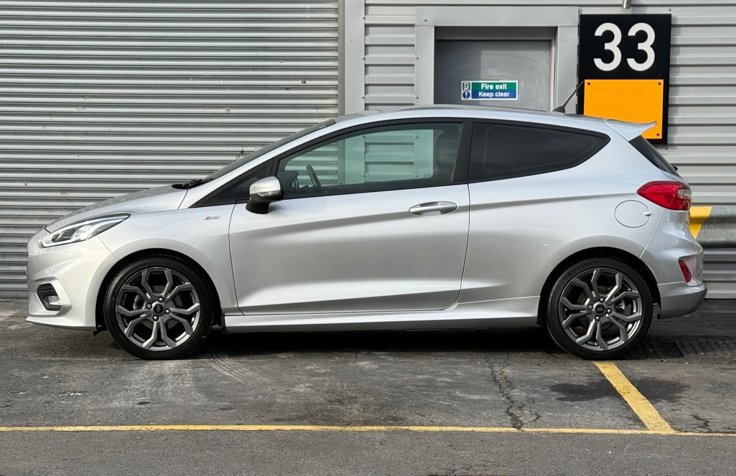 Used Ford Fiesta 2018 for sale - 76199908: Photo 10
