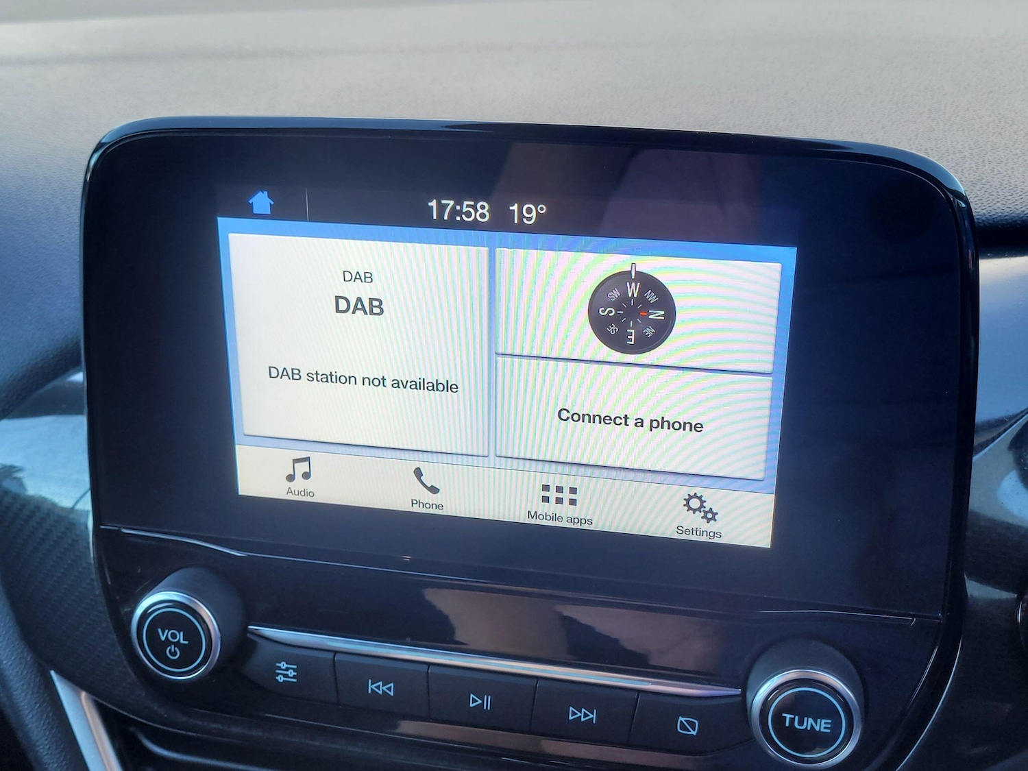 Used Ford Fiesta 2018 for sale - 76199908: Photo 22