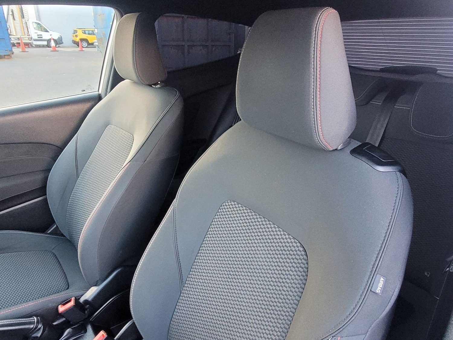 Used Ford Fiesta 2018 for sale - 76199908: Photo 42