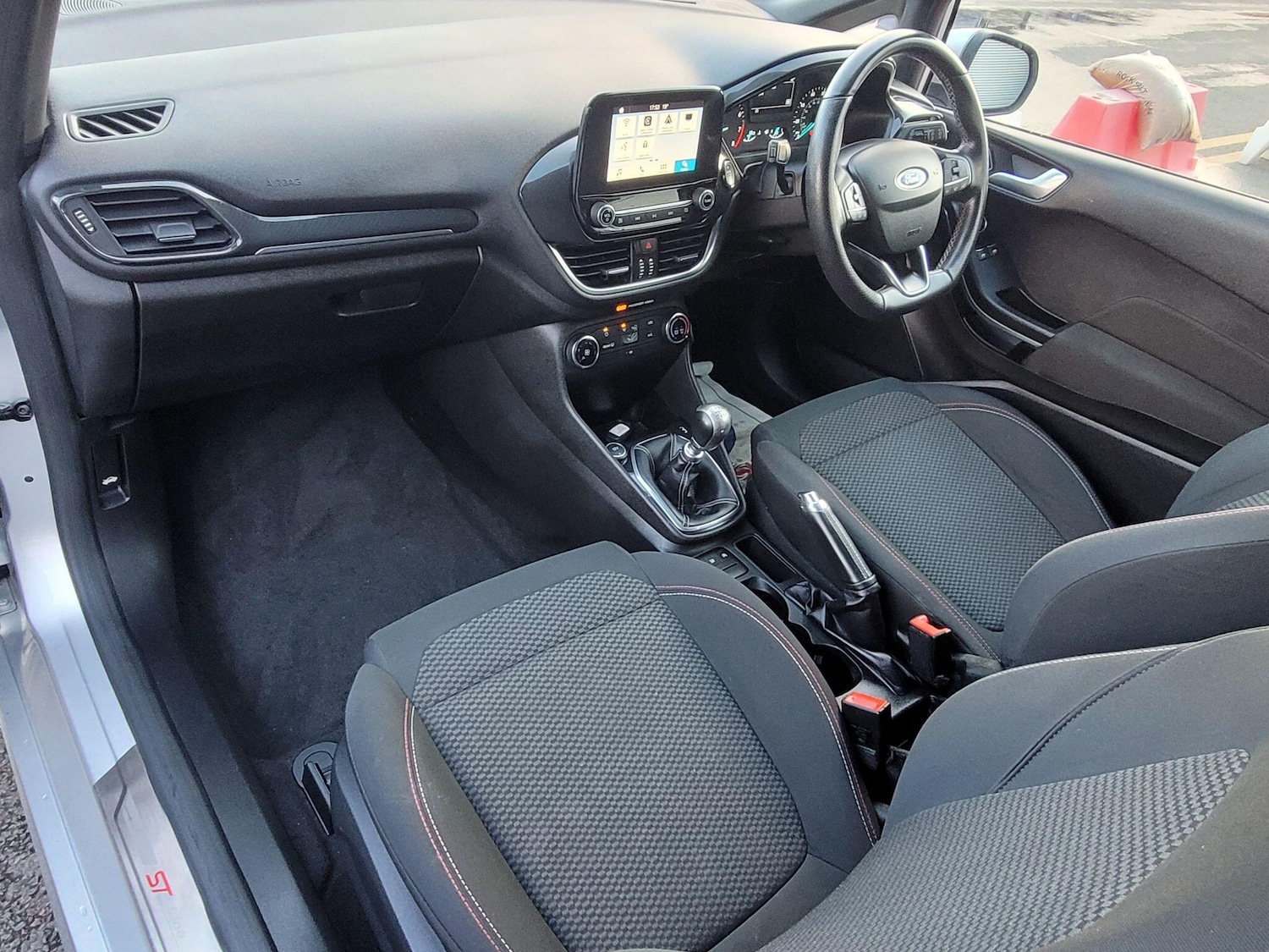 Used Ford Fiesta 2018 for sale - 76199908: Photo 44