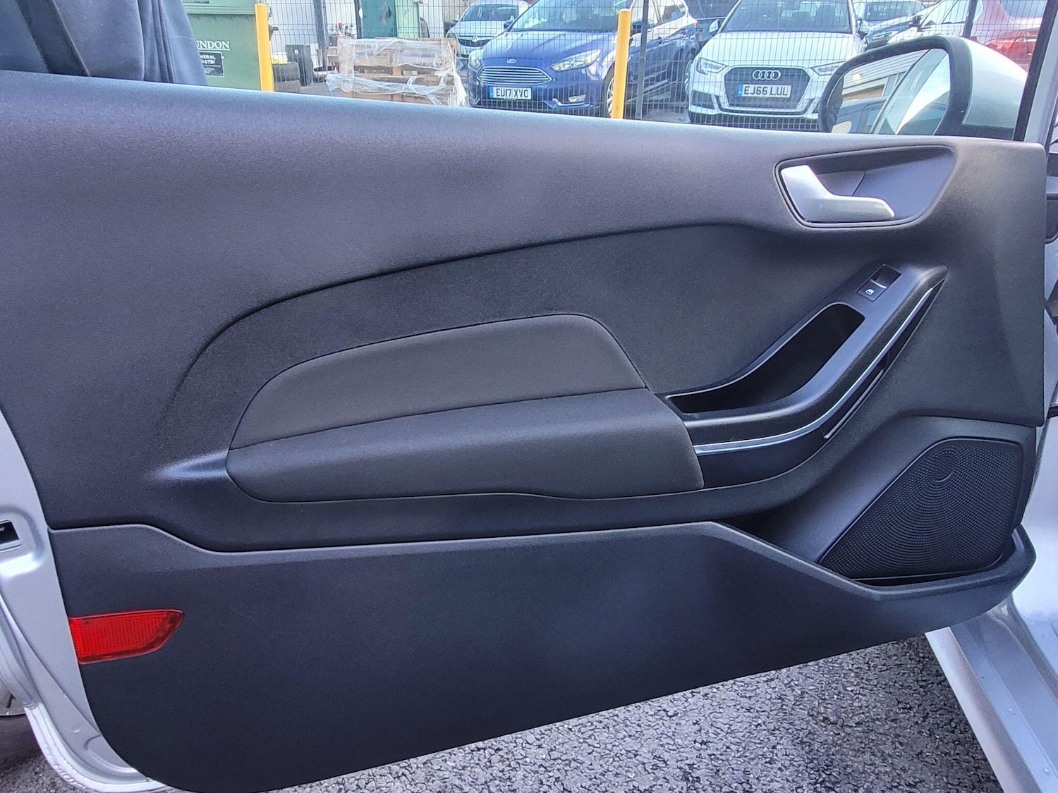 Used Ford Fiesta 2018 for sale - 76199908: Photo 45