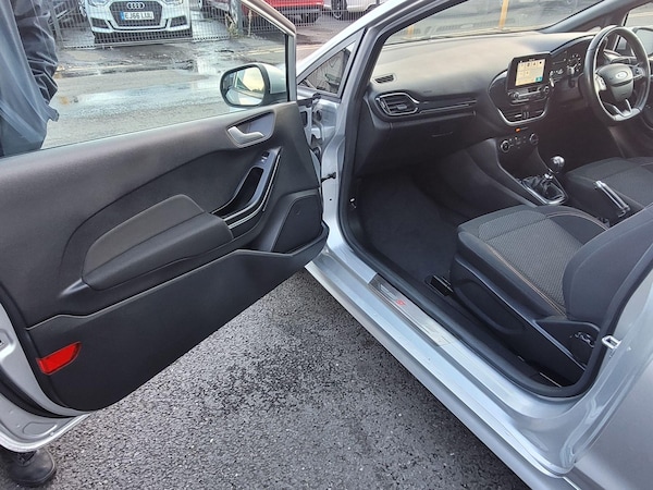 Used Ford Fiesta 2018 for sale - 76199908: Photo 46