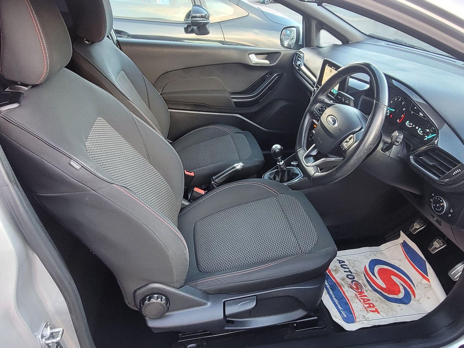 Used Ford Fiesta 2018 for sale - 76199908: Photo 48