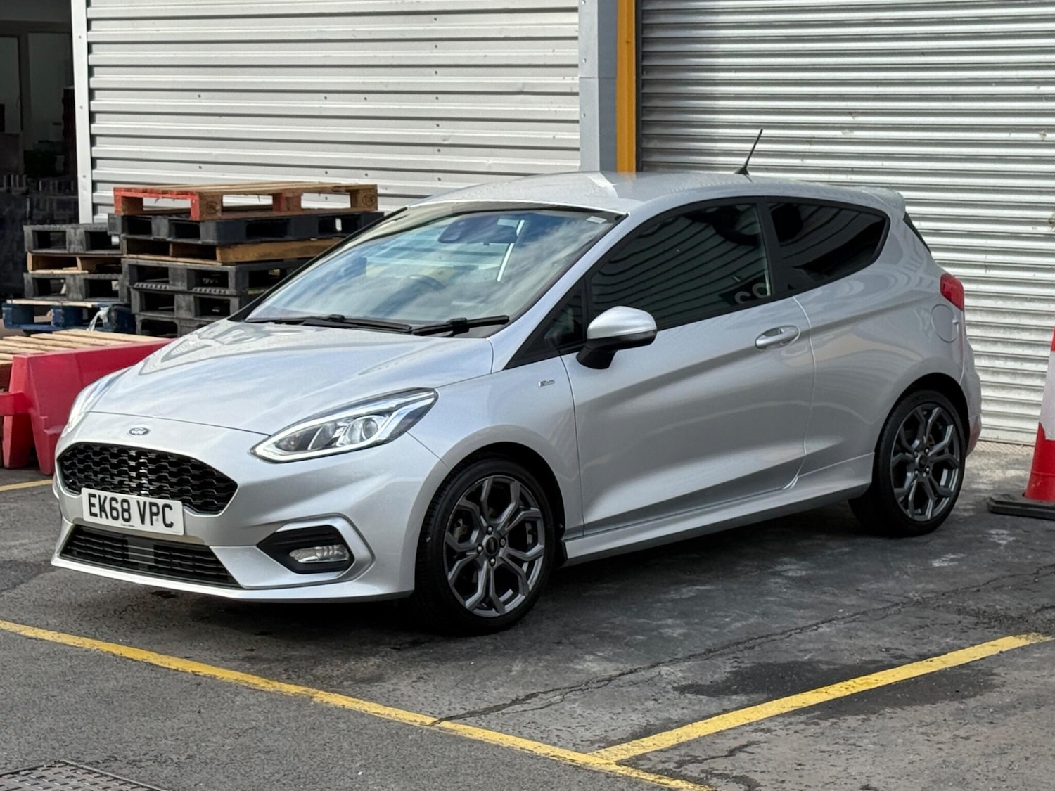 Used Ford Fiesta 2018 for sale - 76199908: Photo 5