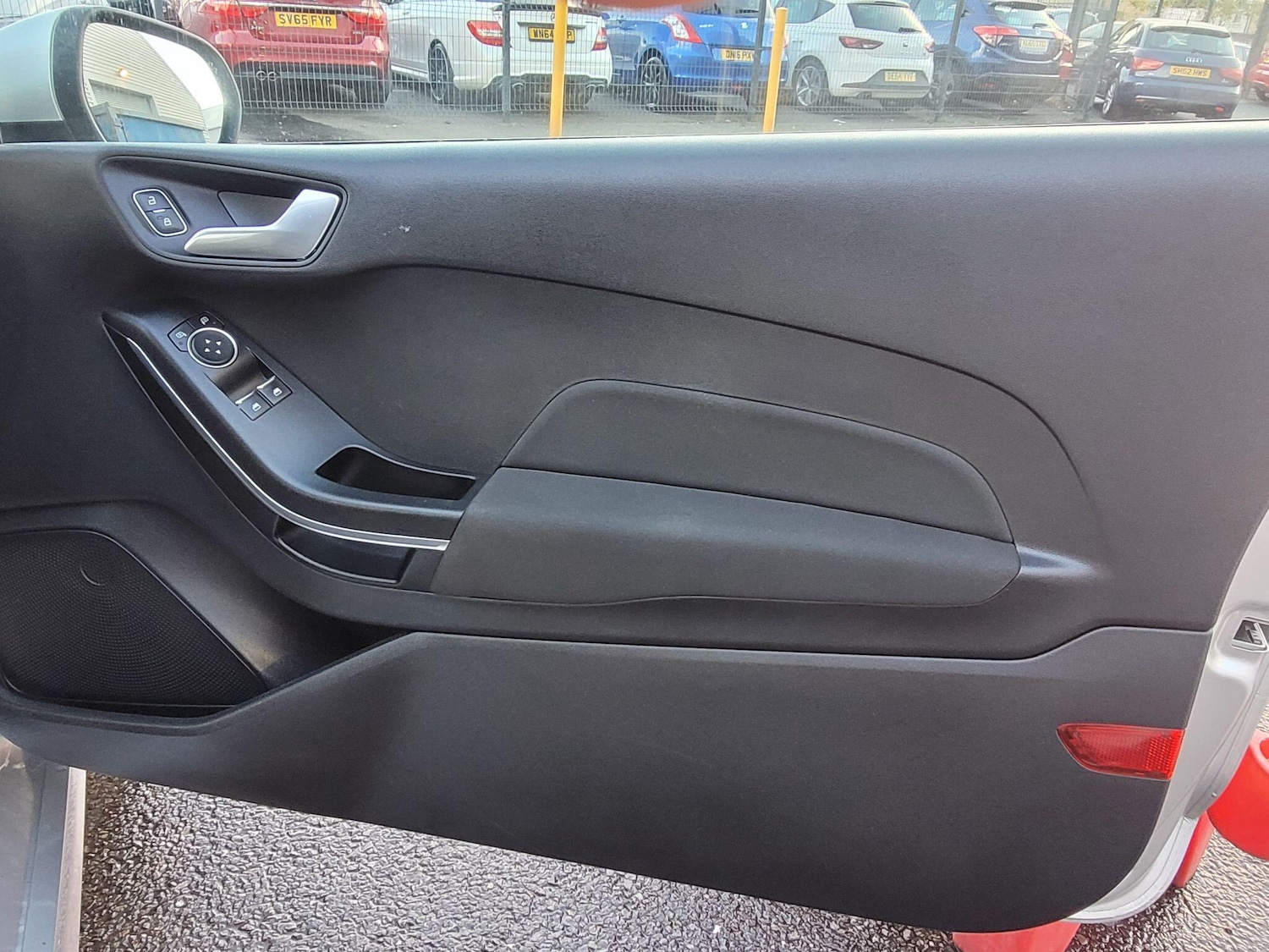 Used Ford Fiesta 2018 for sale - 76199908: Photo 51