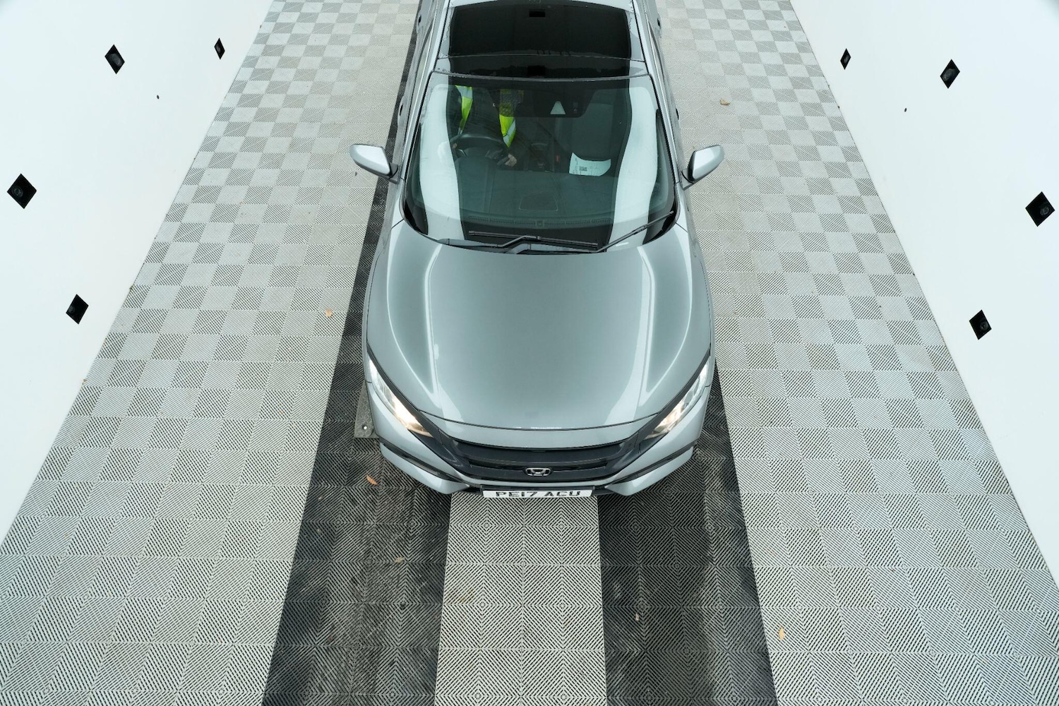 Used Honda Civic 2017 for sale - 77191788: Photo 2