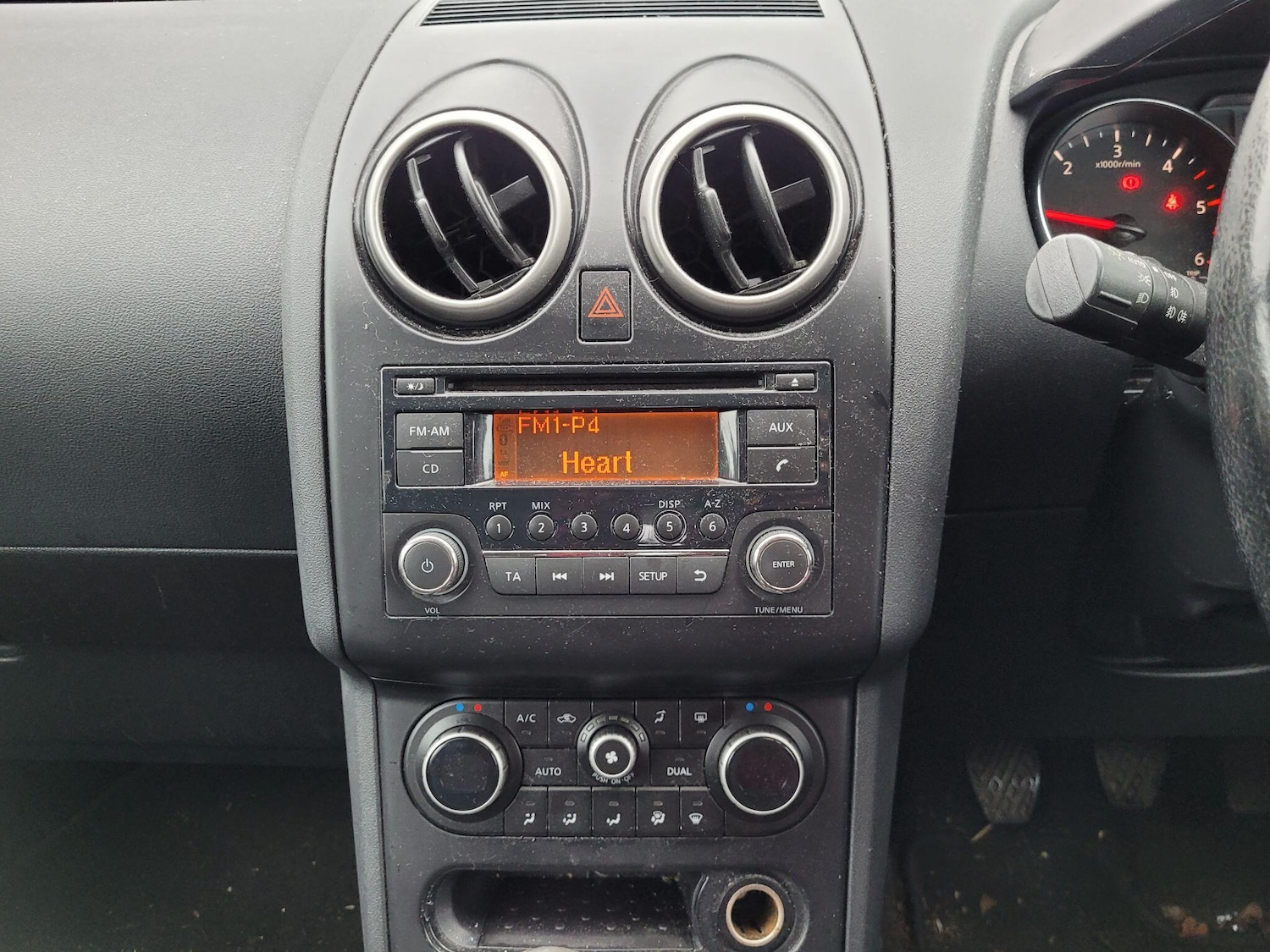 Used Nissan Qashqai 2012 for sale - 76701951: Photo 10