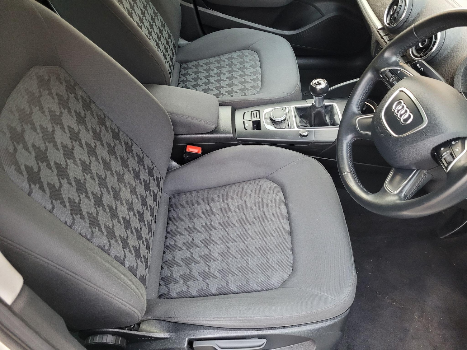 Used Audi A3 2014 for sale - 76456935: Photo 15