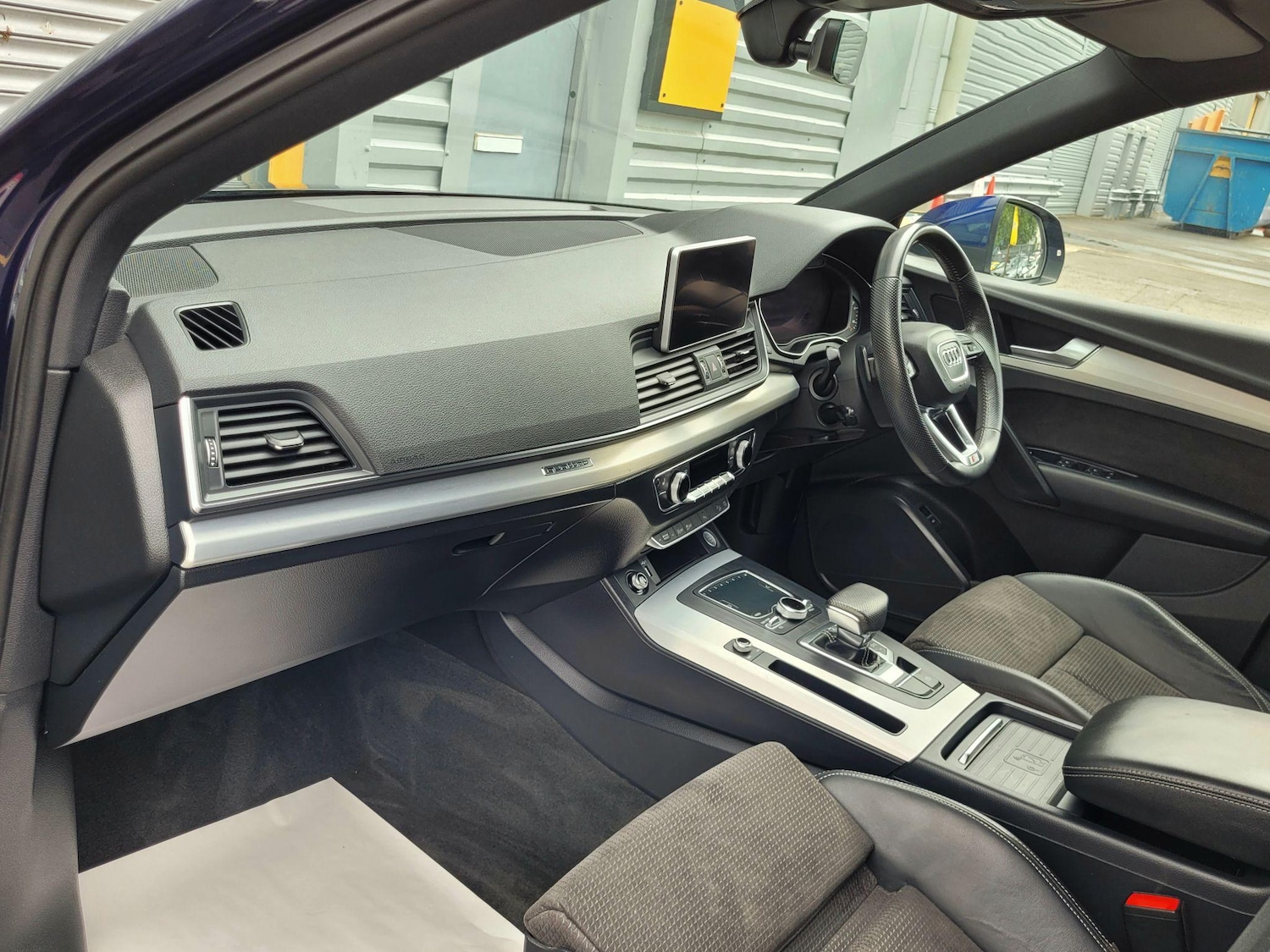 Used Audi Q5 2018 for sale - 76831825: Photo 41