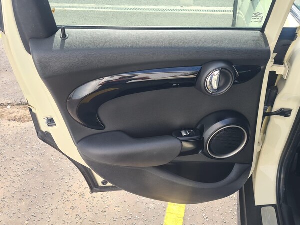 Used MINI Hatch 2015 for sale - 75140801: Photo 25