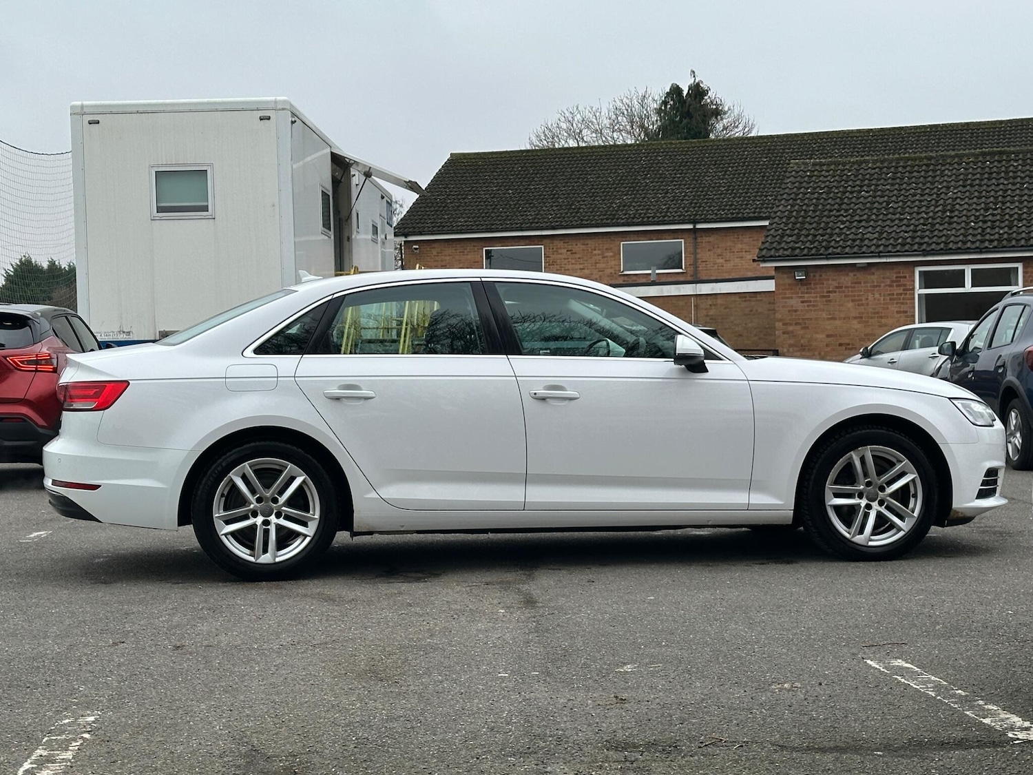Used Audi A4 2015 for sale - 77330670: Photo 10