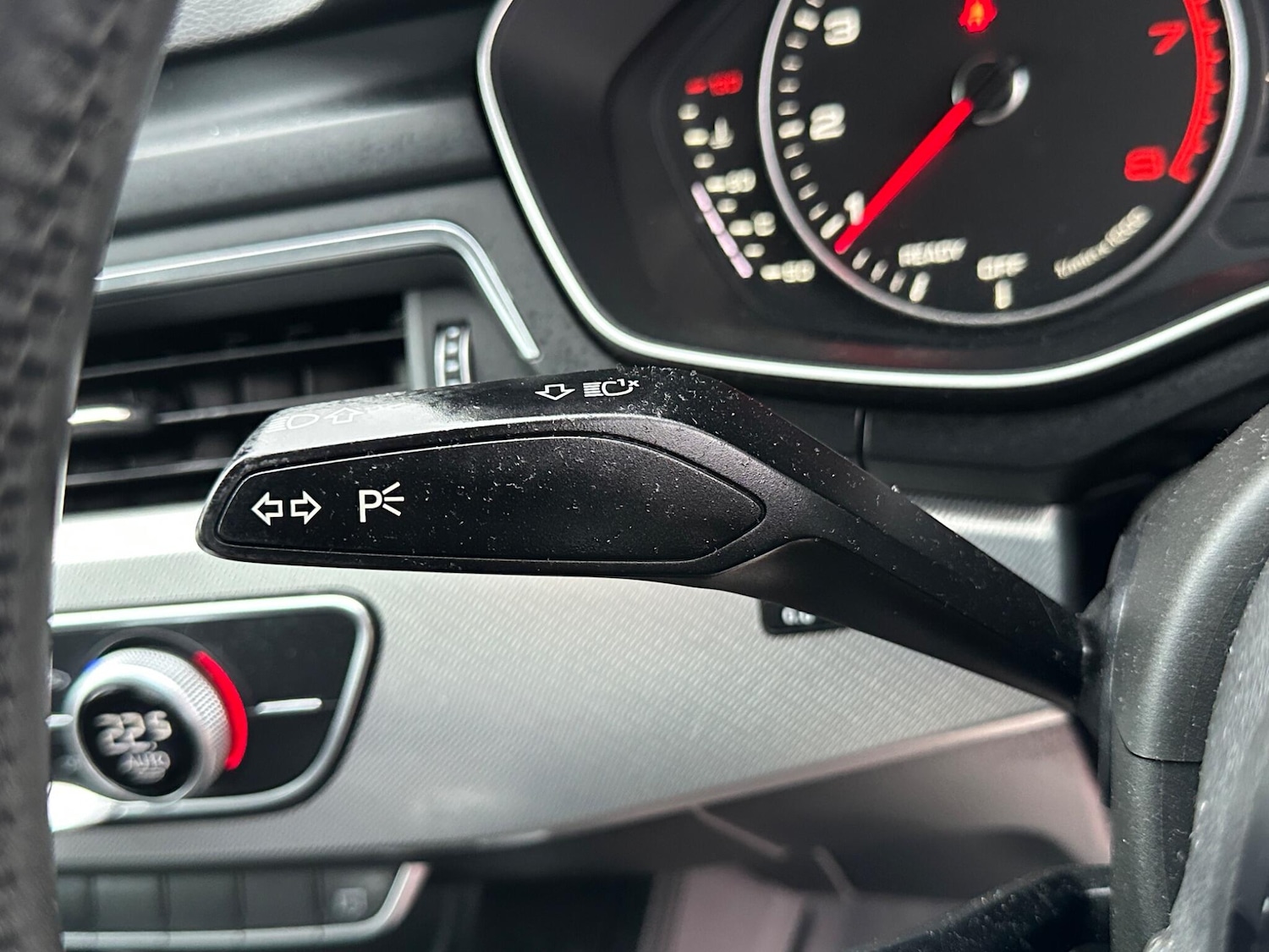 Used Audi A4 2015 for sale - 77330670: Photo 37