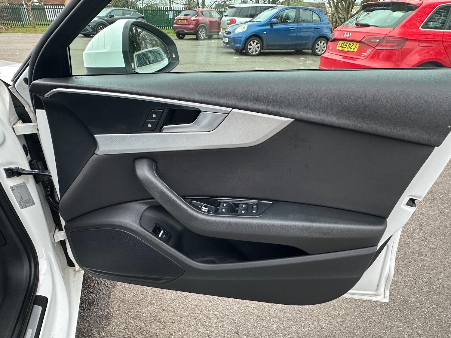 Used Audi A4 2015 for sale - 77330670: Photo 51