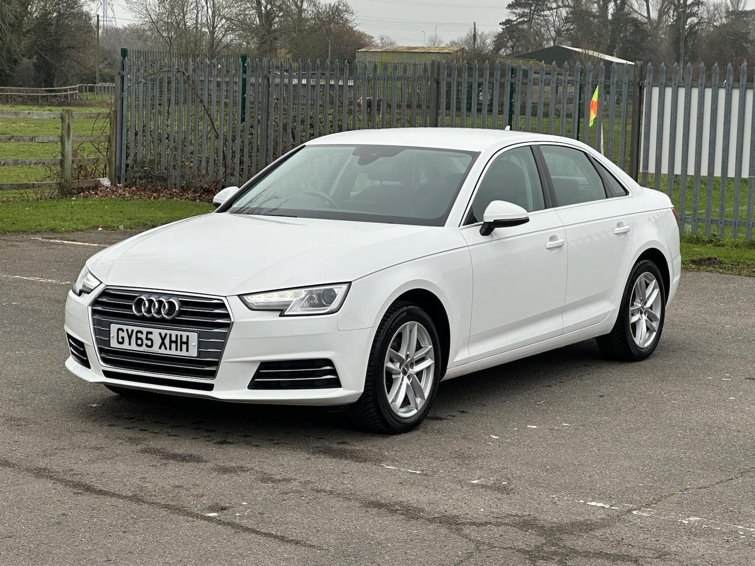Used Audi A4 2015 for sale - 77330670: Photo 6