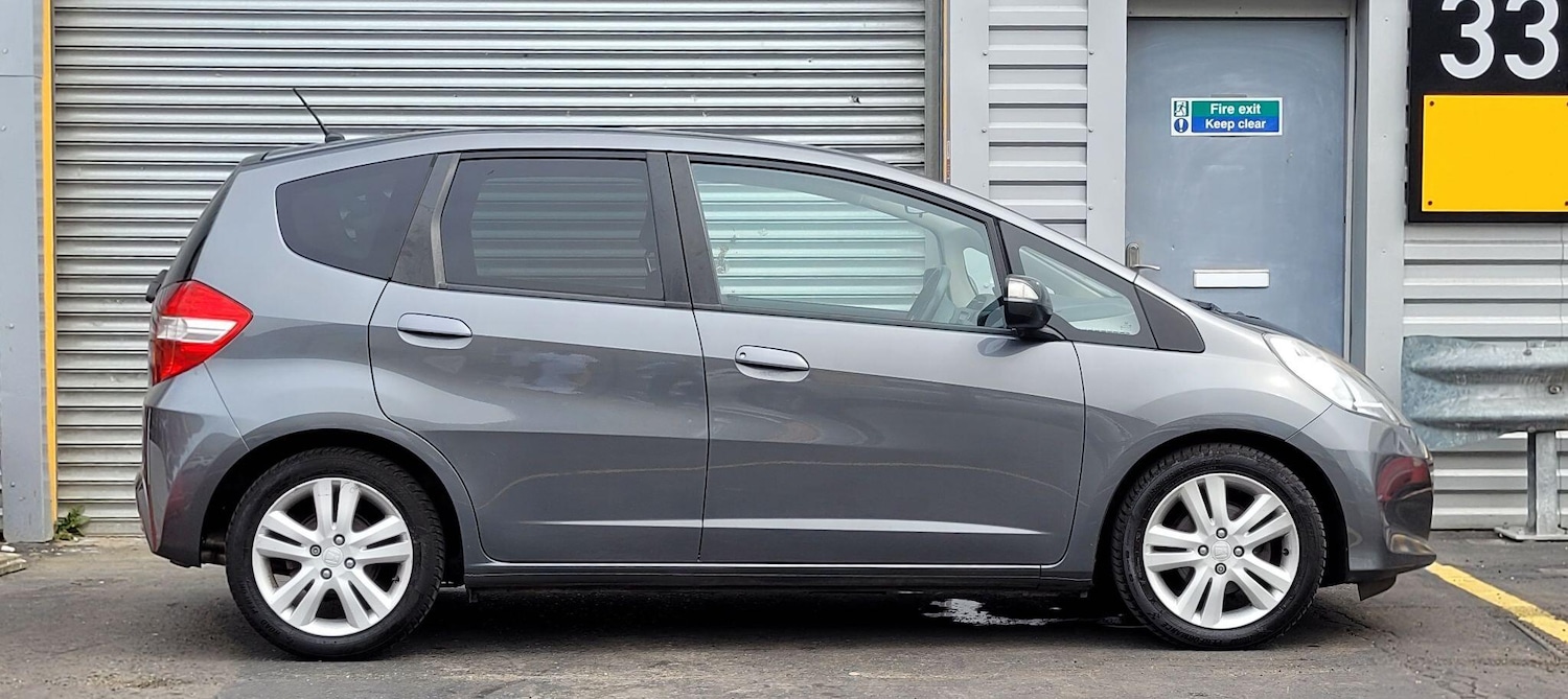 Used Honda Jazz 2013 for sale - 76284004: Photo 4