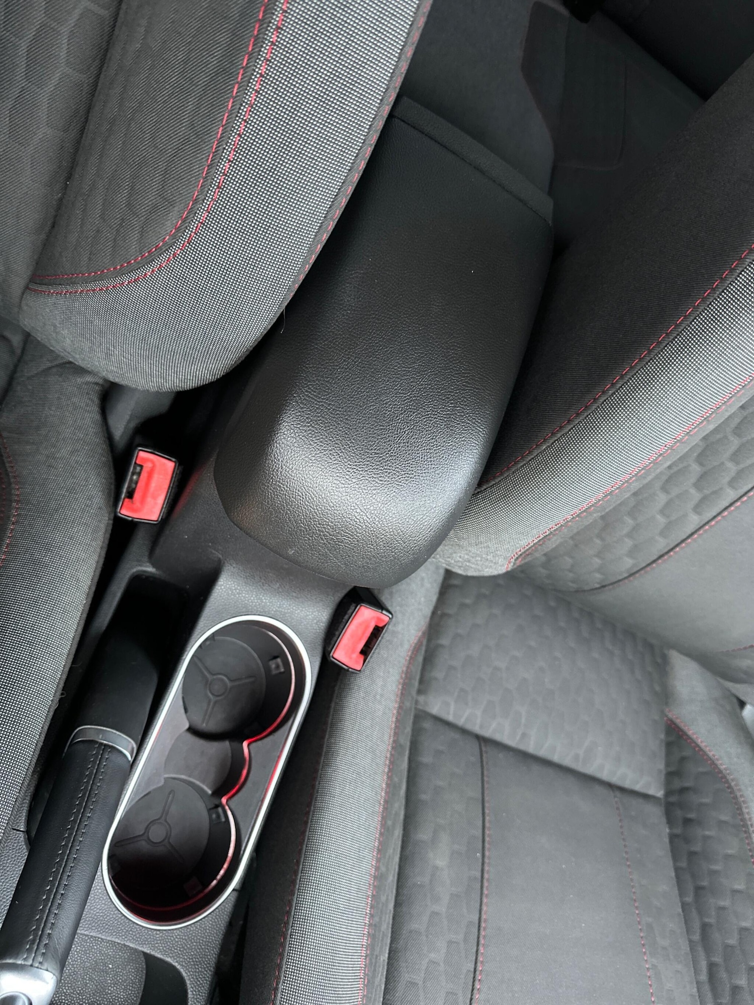 Used Ford Fiesta 2016 for sale - 76984898: Photo 11