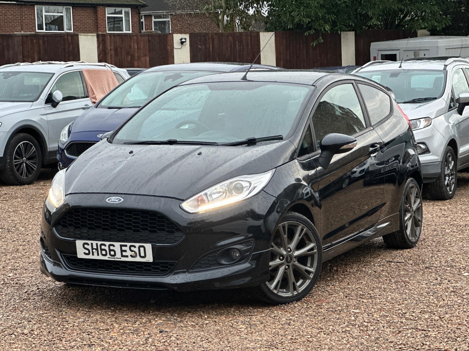 Used Ford Fiesta 2016 for sale - 76984898: Photo 3