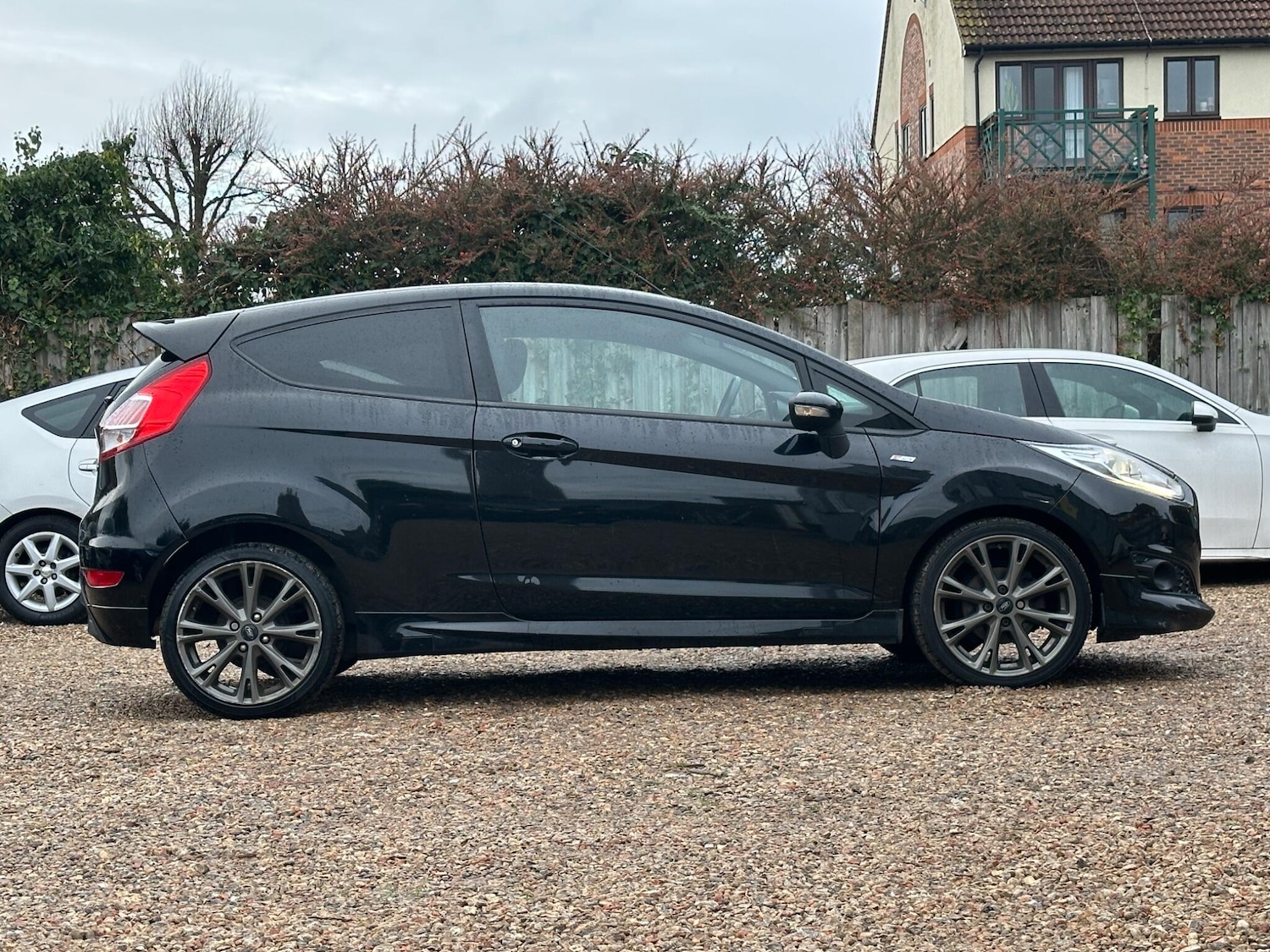 Used Ford Fiesta 2016 for sale - 76984898: Photo 9