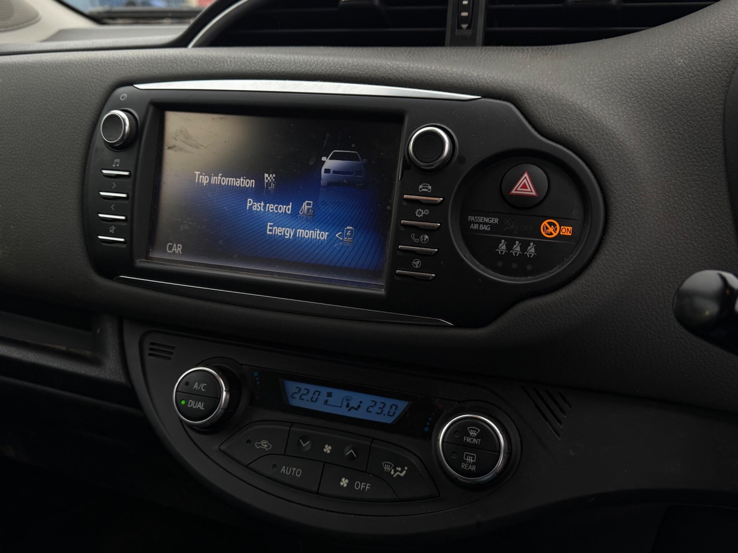 Used Toyota Yaris 2017 for sale - 77598518: Photo 5