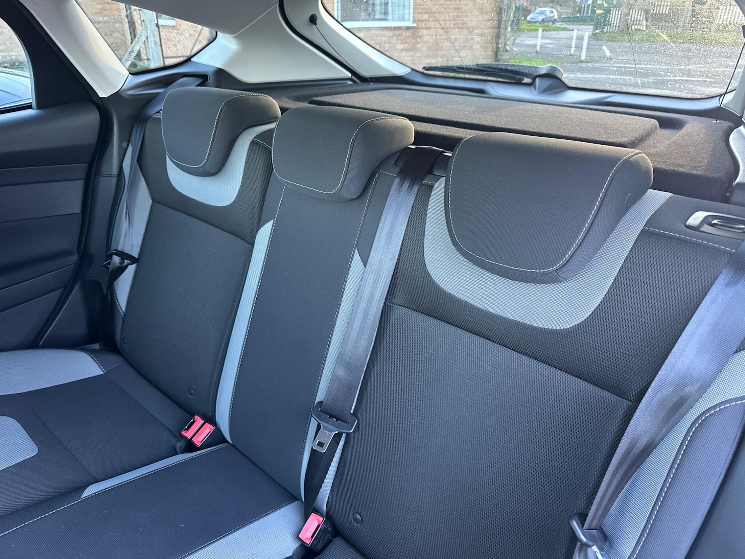 Used Ford Focus 2014 for sale - 76984903: Photo 25