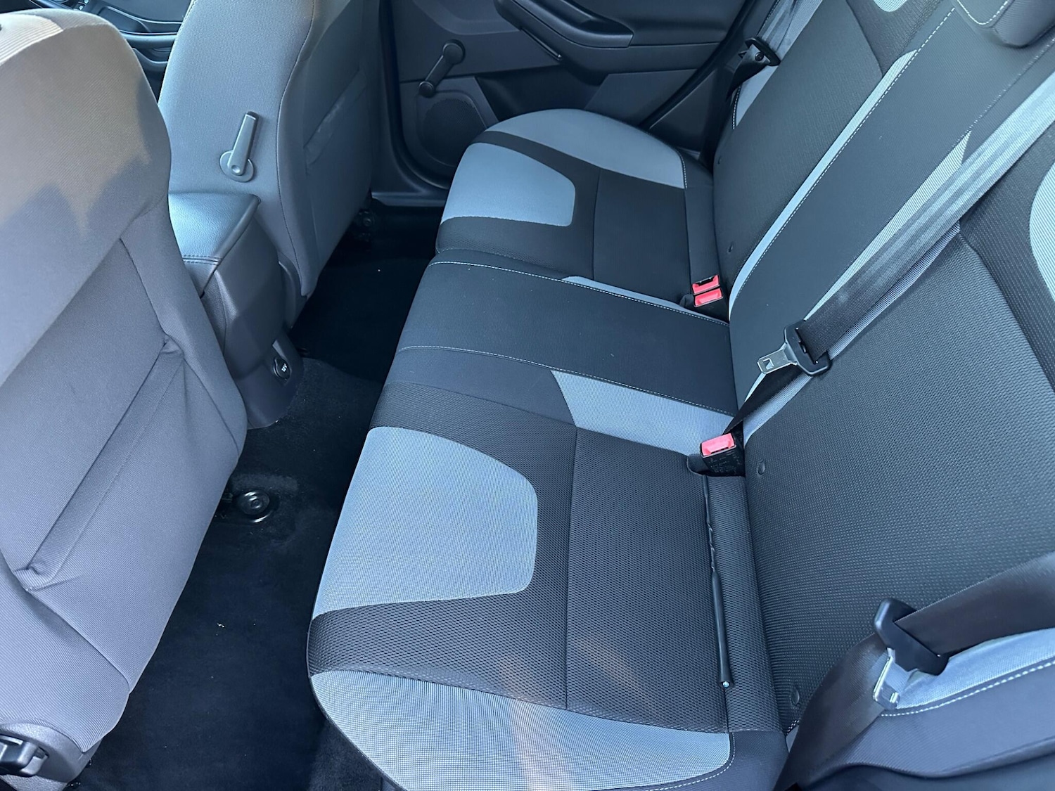 Used Ford Focus 2014 for sale - 76984903: Photo 27