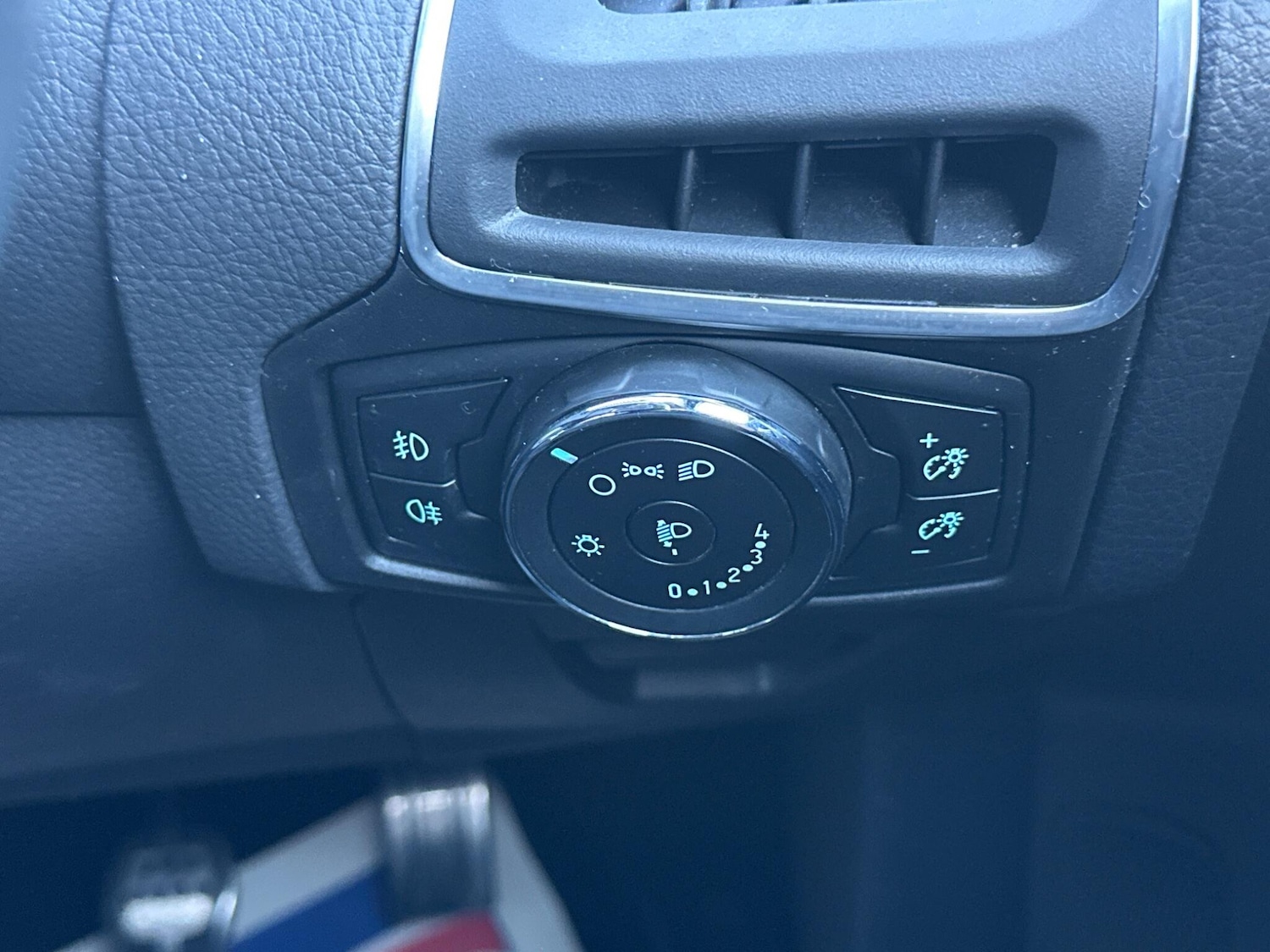 Used Ford Focus 2014 for sale - 76984903: Photo 34