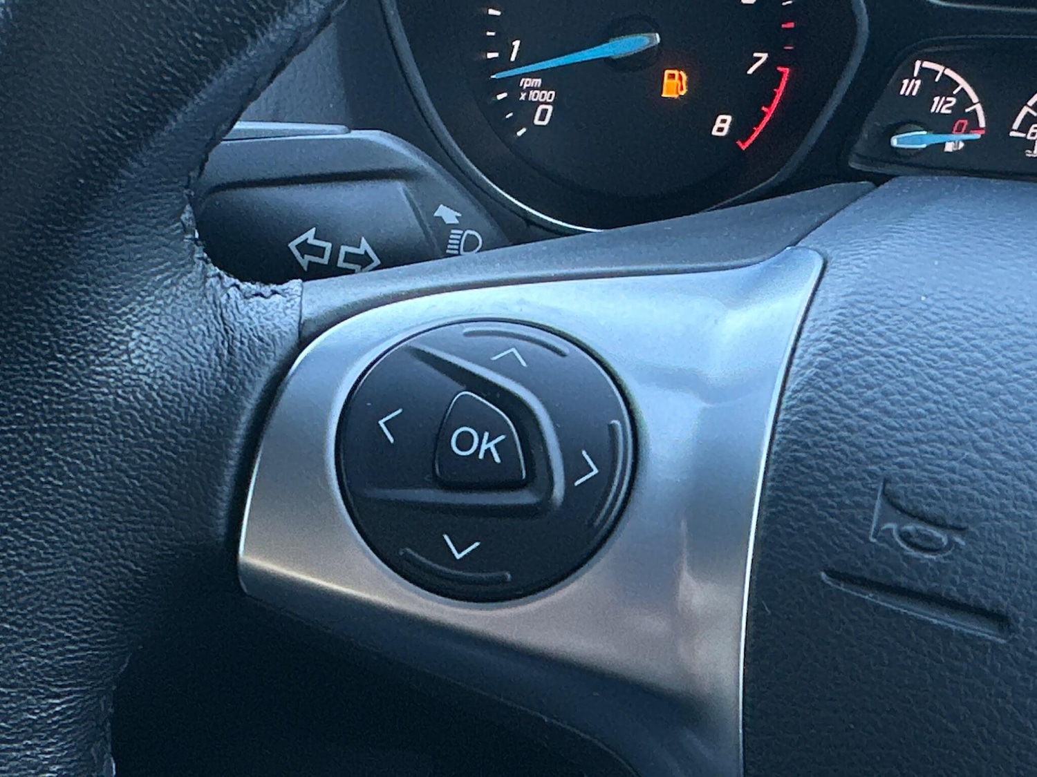 Used Ford Focus 2014 for sale - 76984903: Photo 37