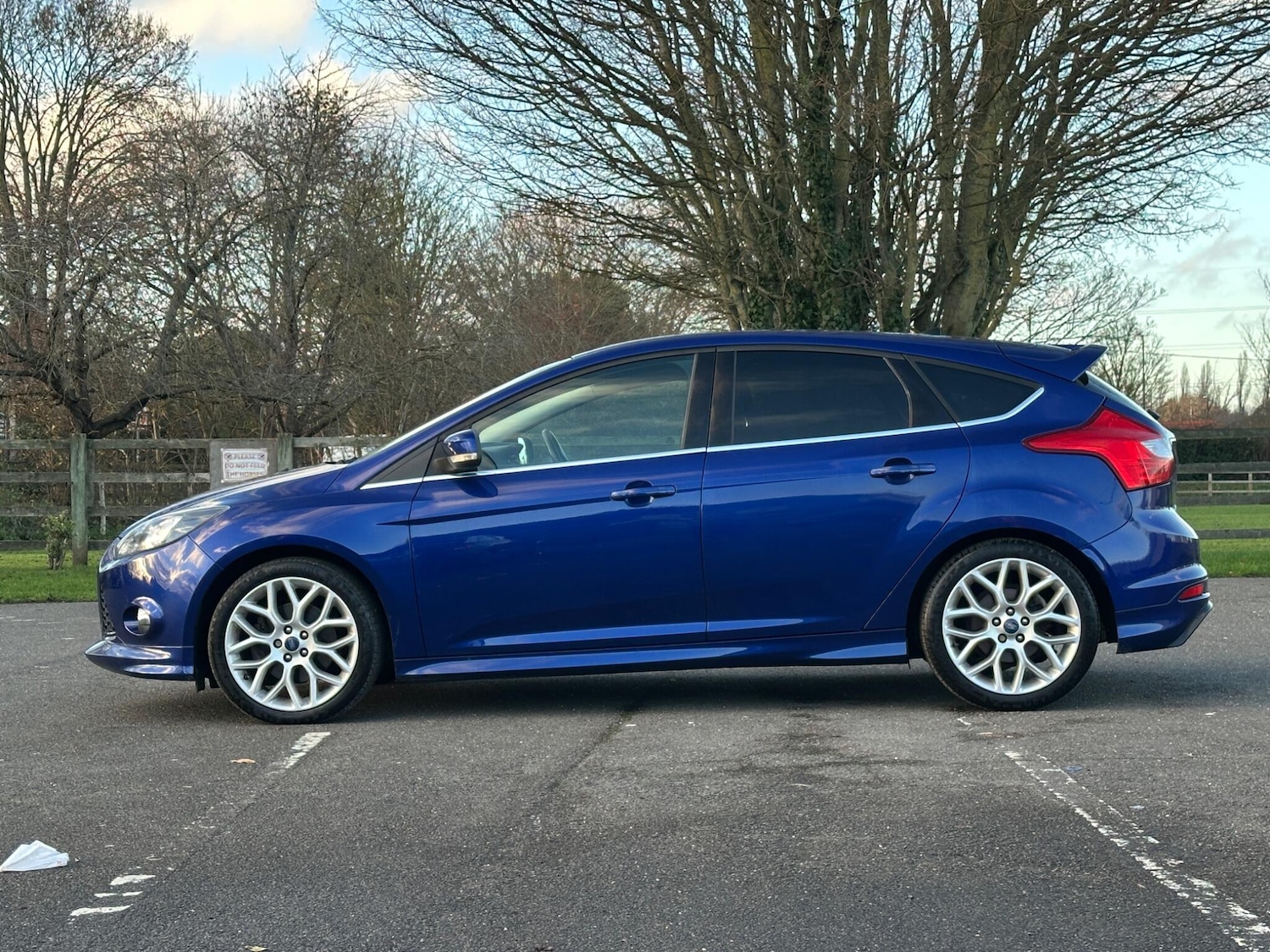 Used Ford Focus 2014 for sale - 76984903: Photo 9