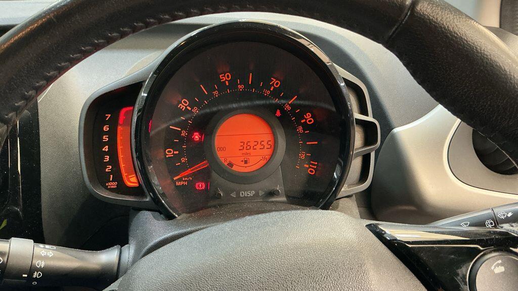 Used Peugeot 108 2015 for sale - 76472155: Photo 10