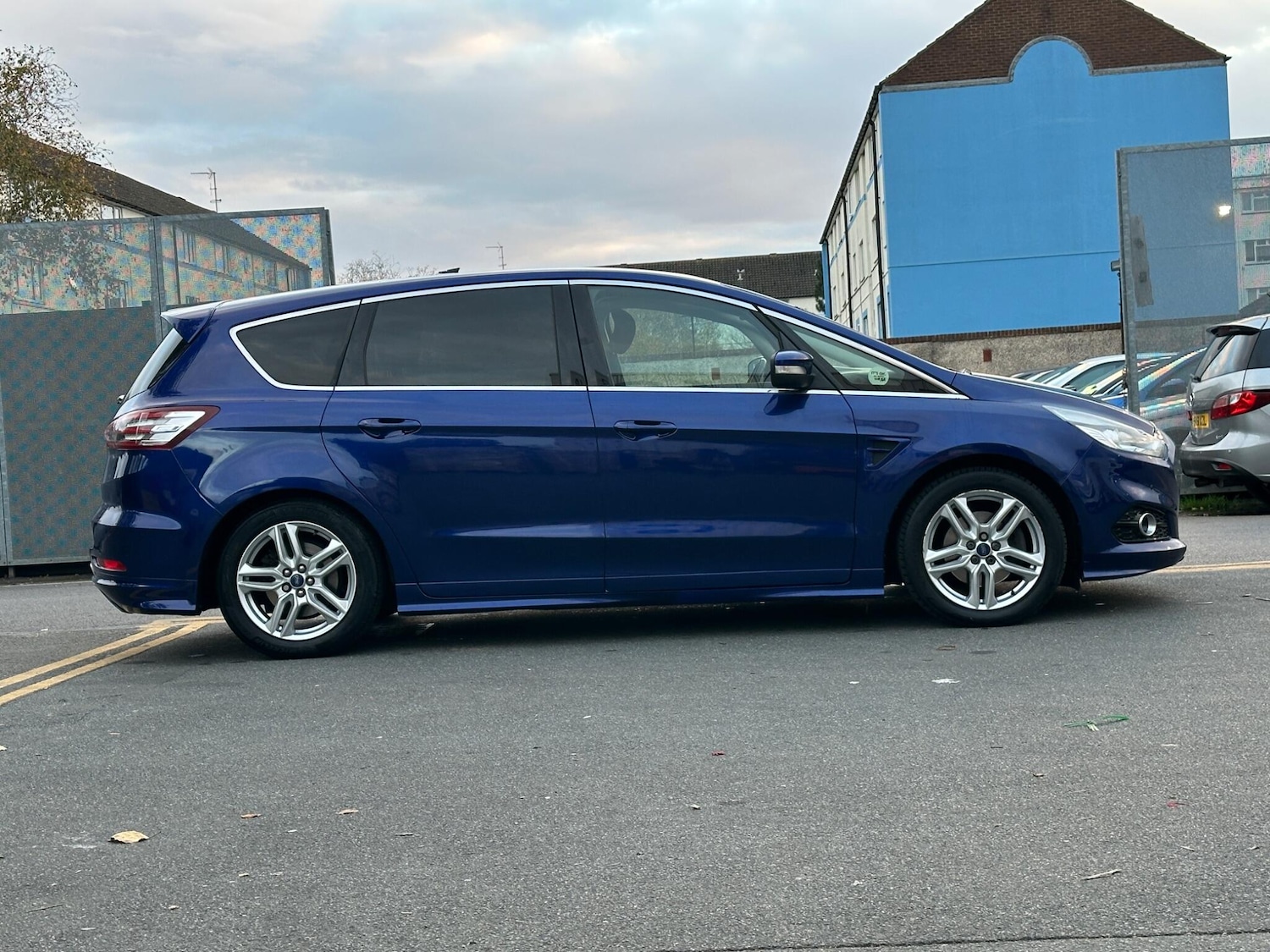 Used Ford S-Max 2016 for sale - 76824131: Photo 11