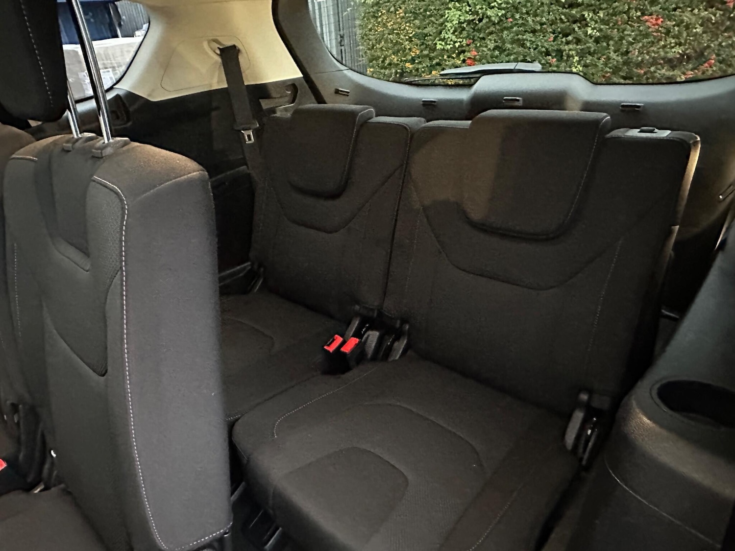 Used Ford S-Max 2016 for sale - 76824131: Photo 30