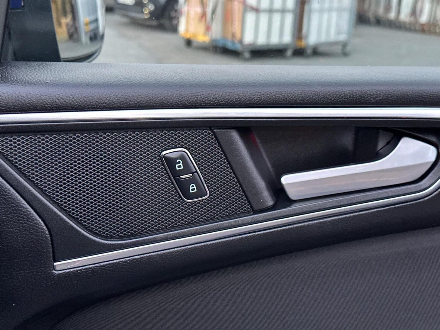 Used Ford S-Max 2016 for sale - 76824131: Photo 52