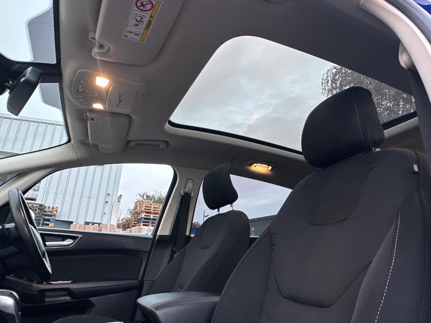 Used Ford S-Max 2016 for sale - 76824131: Photo 81