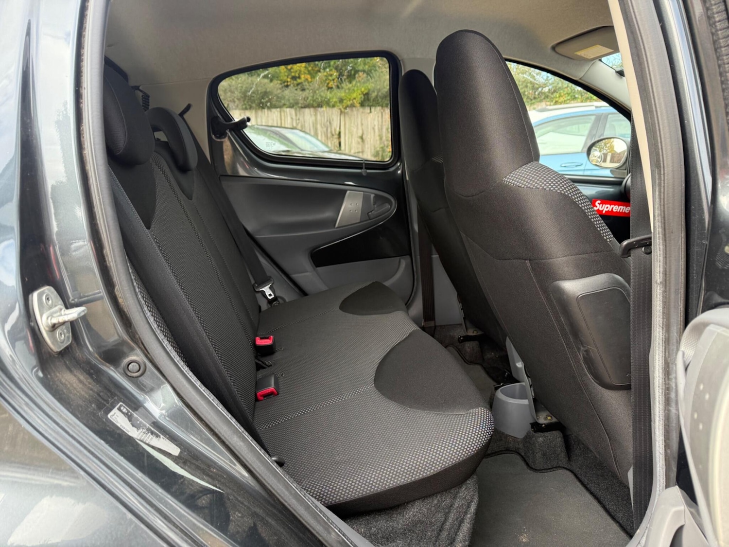 Used Toyota AYGO 2011 for sale - 76377402: Photo 16