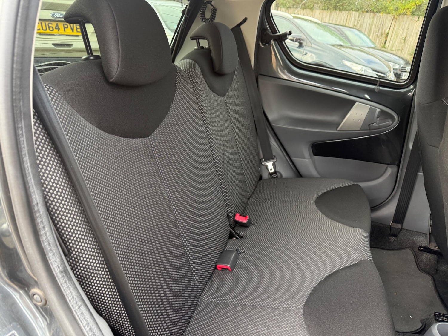 Used Toyota AYGO 2011 for sale - 76377402: Photo 17