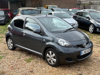 2011 (61) - 1.0 VVT-i Go 5dr [AC] MMT