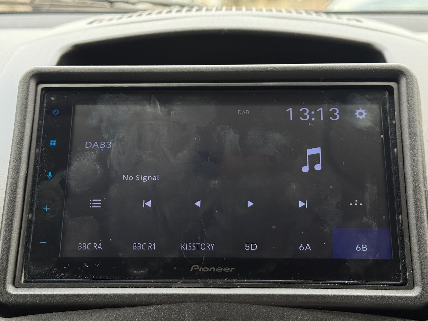 Used Toyota AYGO 2011 for sale - 76377402: Photo 31
