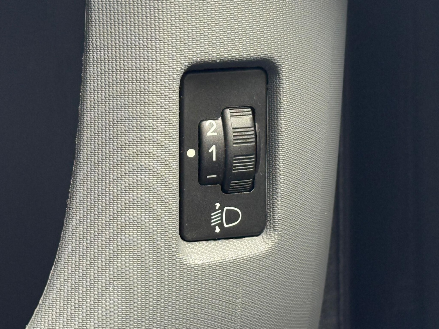 Used Toyota AYGO 2011 for sale - 76377402: Photo 35