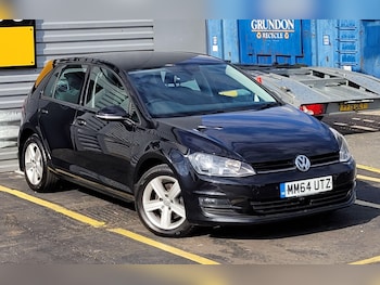 Volkswagen - Golf