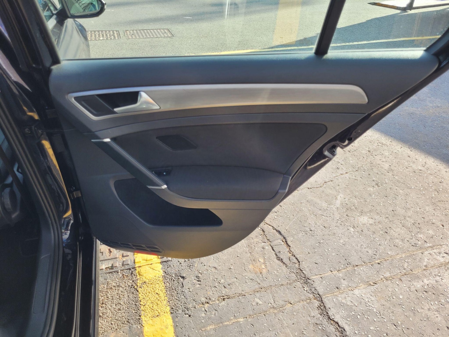 Used Volkswagen Golf 2015 for sale - 76317839: Photo 42